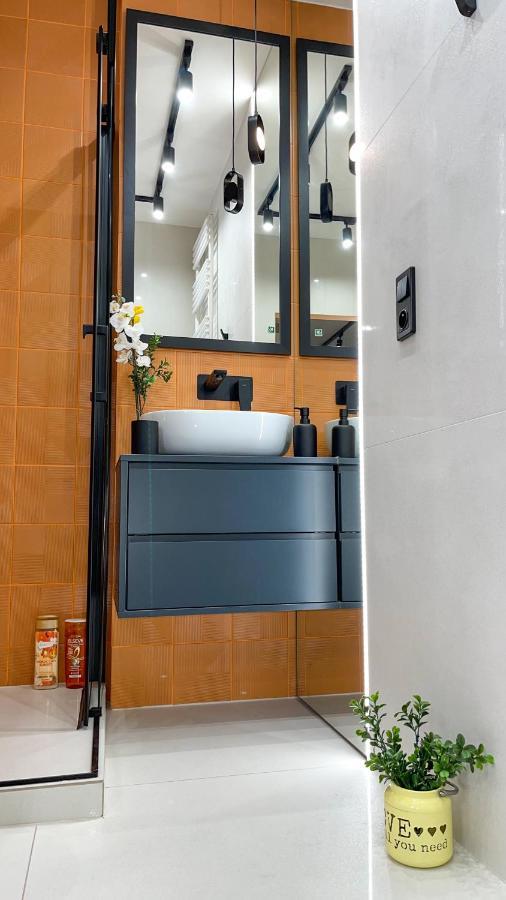 Comfortable 1-Room Apartment Close To The Center Warszawa Eksteriør bilde
