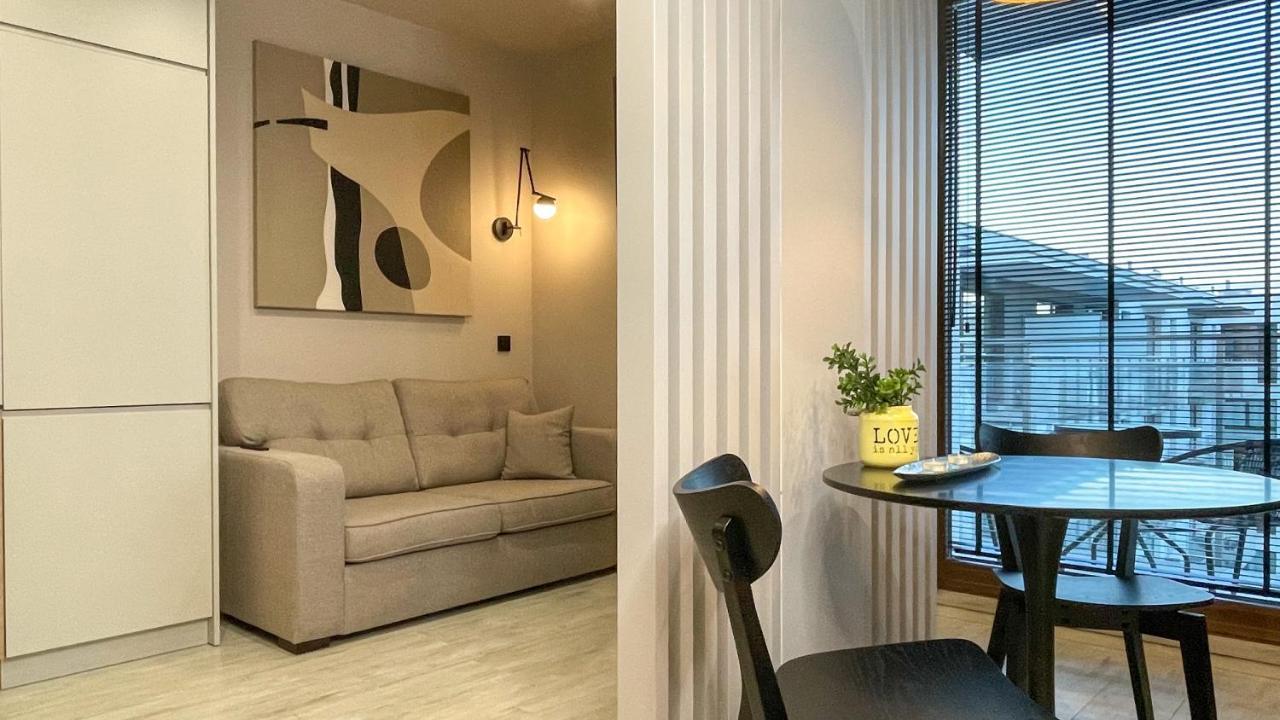 Comfortable 1-Room Apartment Close To The Center Warszawa Eksteriør bilde
