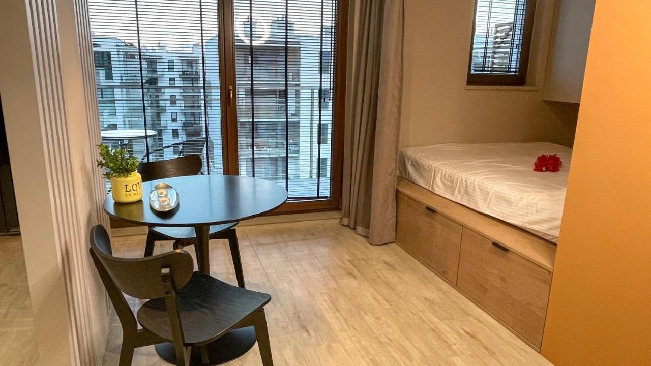 Comfortable 1-Room Apartment Close To The Center Warszawa Eksteriør bilde